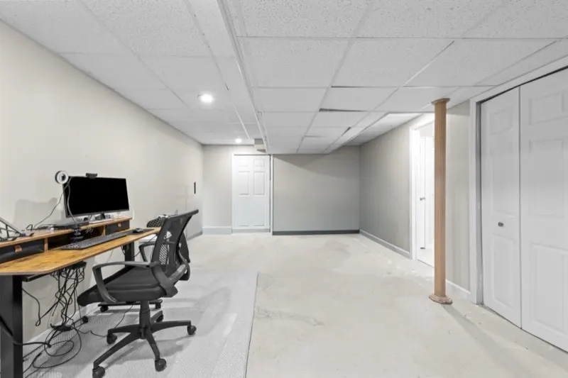 Flex space for an office or gym